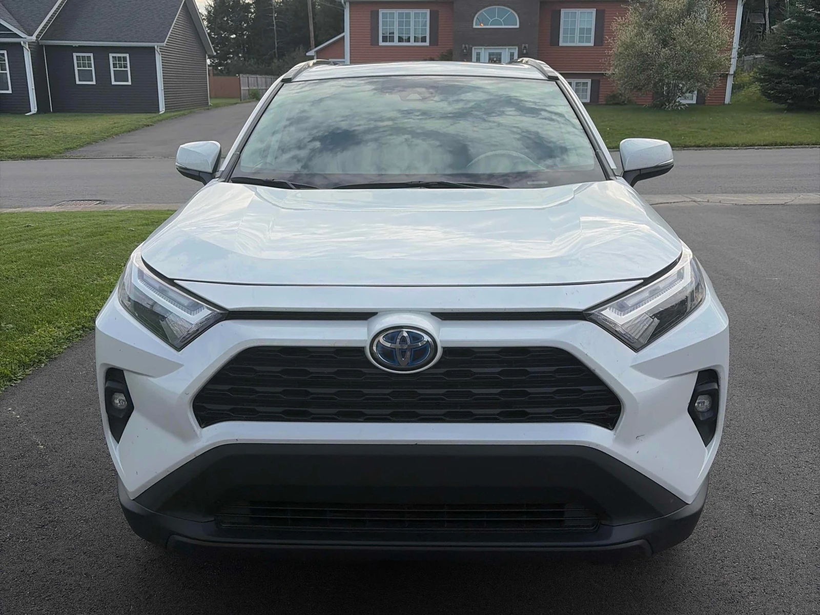Toyota Rav4 Hybrid XLE AWD | CARFAX | ��� ����� | ��� �������� | Mobile.bg � ����������� 2