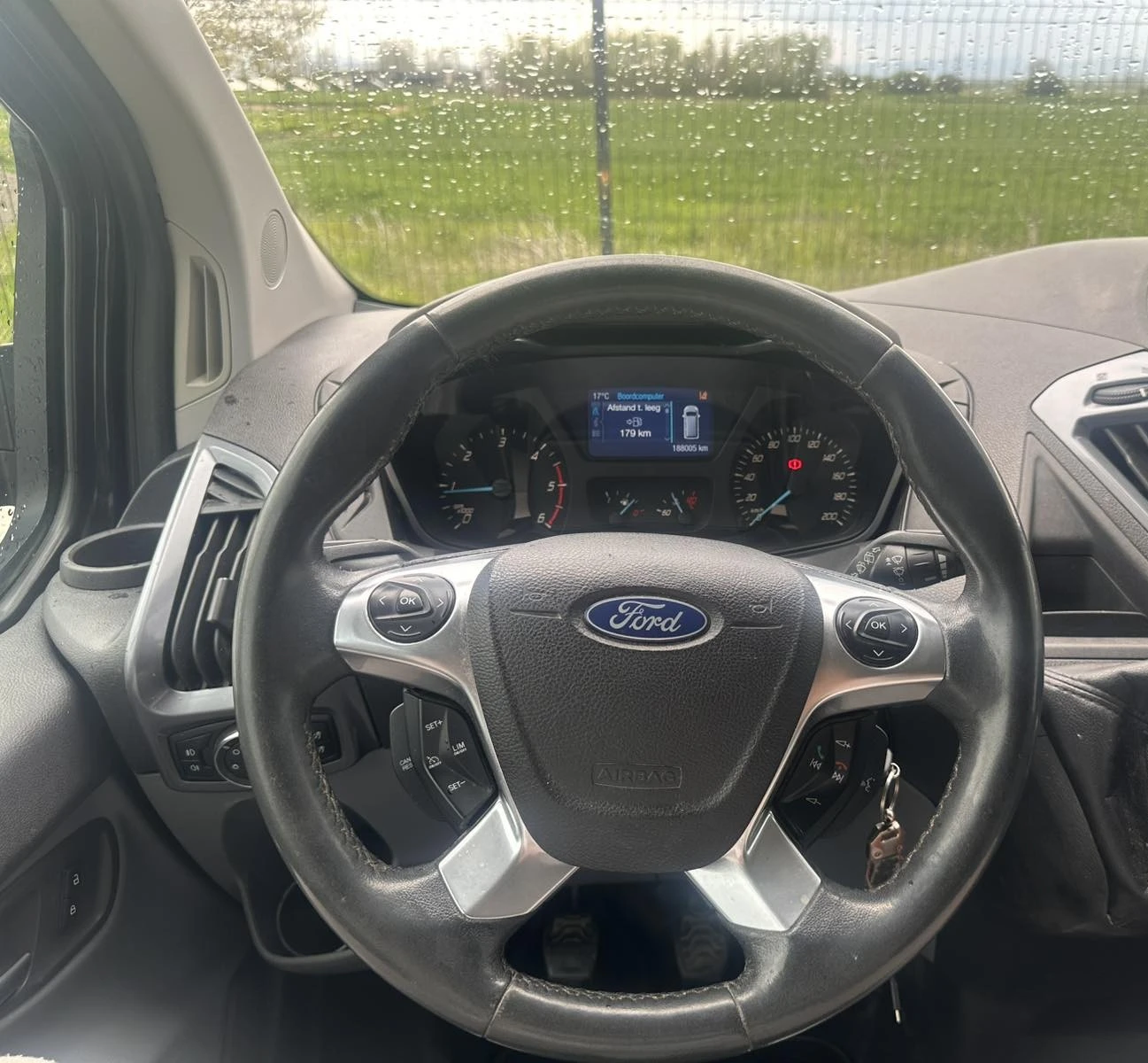 Ford Transit Custom Special Edition 2.2 TDCI , снимка 9 - Бусове и автобуси - 54360101