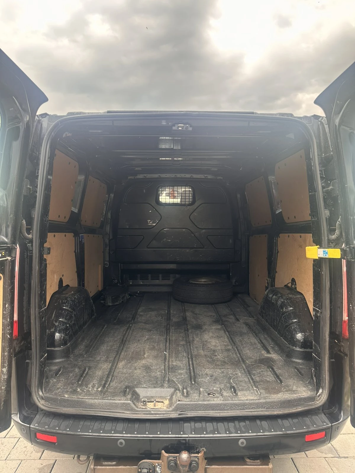 Ford Transit Custom Special Edition 2.2 TDCI , снимка 7 - Бусове и автобуси - 54360101