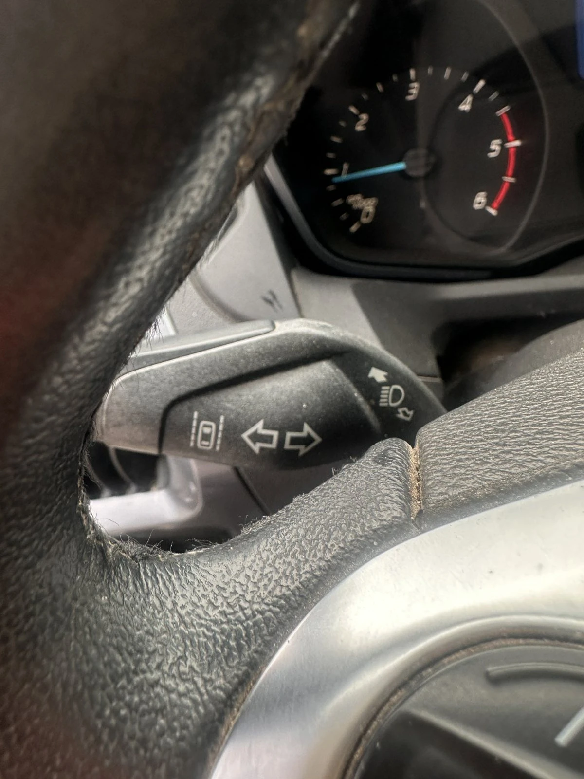 Ford Transit Custom Special Edition 2.2 TDCI , снимка 12 - Бусове и автобуси - 54360101