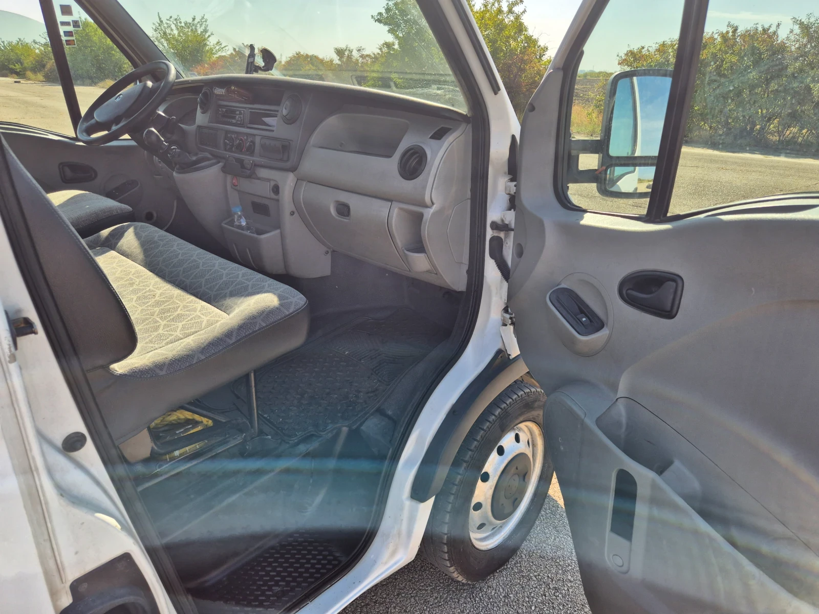 Renault Master  Товарен, снимка 15 - Бусове и автобуси - 56465229