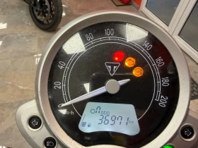 Triumph Street Twin 900ABS, снимка 15