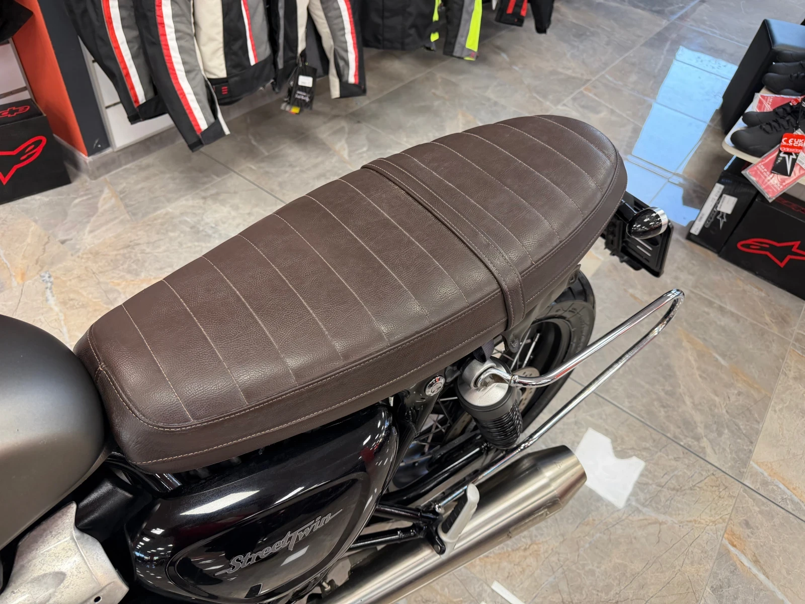 Triumph Street Twin 900ABS | Mobile.bg � ����������� 13