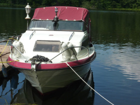 Моторна яхта Skibsplast 600VS, снимка 2 - Воден транспорт - 46295205