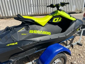 Джет Bombardier Sea Doo Spark trixx 2023