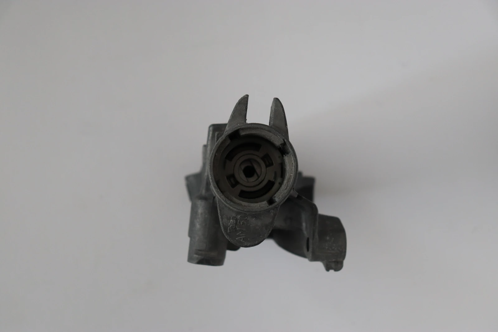     4B0905851 B  | Mobile.bg   4