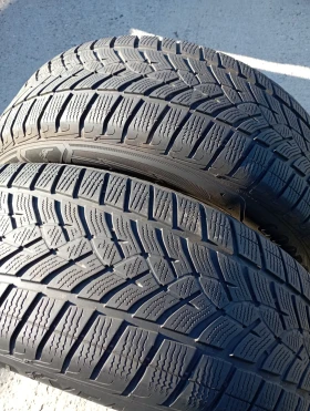 Гуми Зимни 235/55R19, снимка 3