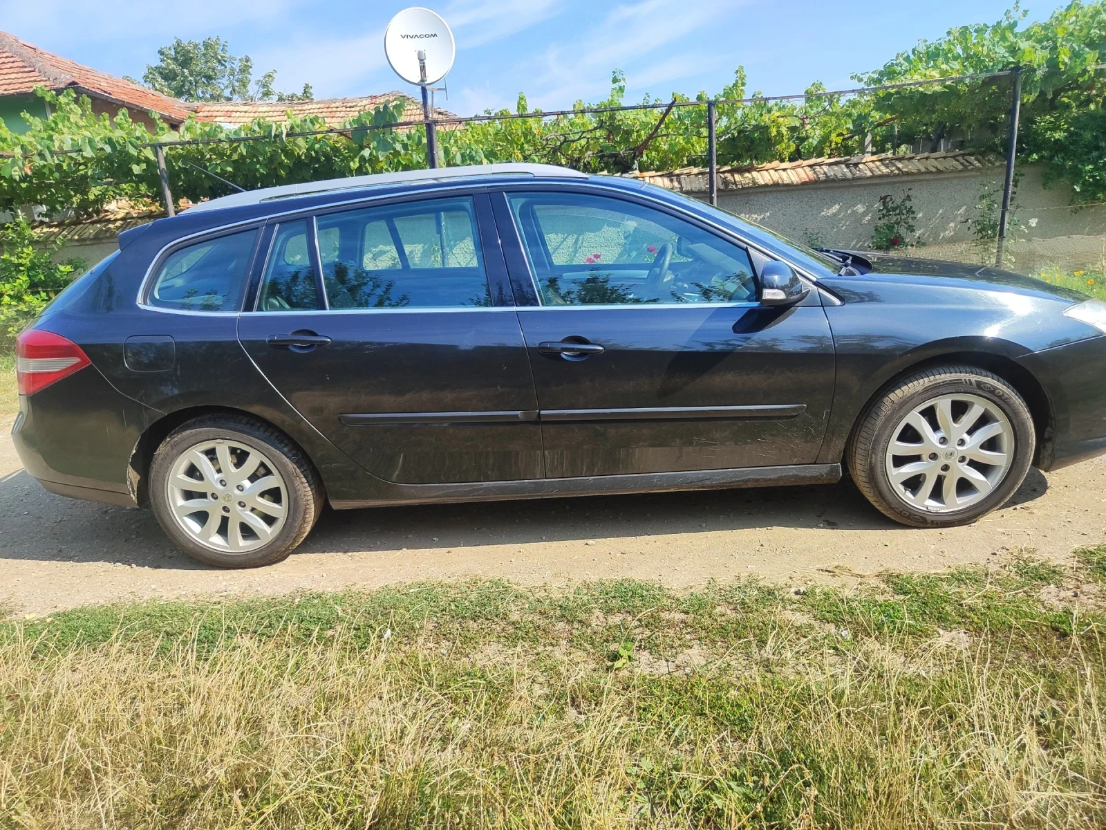 ���� � ������ 215/50R17 | Mobile.bg � ����������� 1
