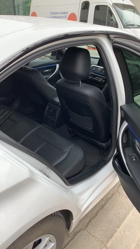 BMW 330 e iPerformance M, снимка 7