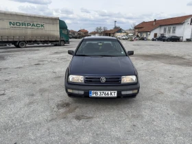 VW Vento 1.8 90кс. , снимка 2