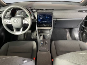 Lexus LBX CAMERA* DISTR* KEYLESS* , снимка 10