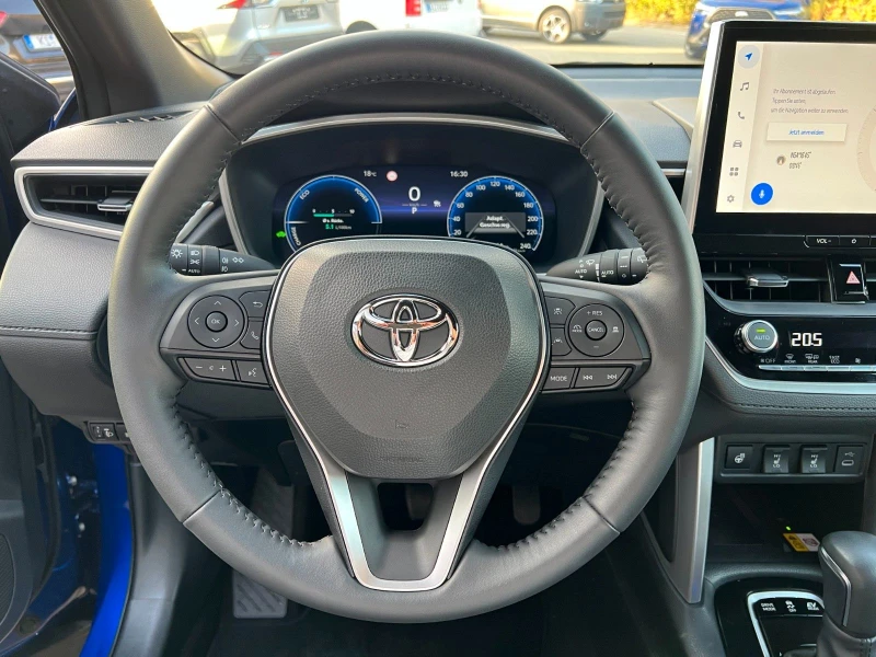 Toyota Corolla Cross 1.8 HYBRID/140HP/STYLE/AMBIENT/LED/CARPLAY/294b, снимка 11 - Автомобили и джипове - 47631971