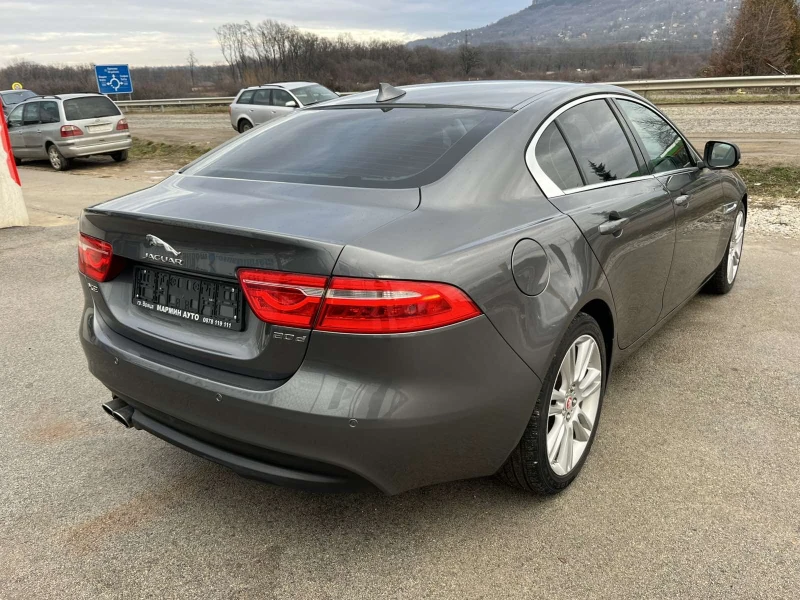 Jaguar XE 2.0TDI 180кс EURO 6B ПЕРФЕКТЕН ВНОС ИТАЛИЯ, снимка 4 - Автомобили и джипове - 47896168