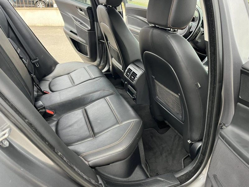 Jaguar XE 2.0TDI 180кс EURO 6B ПЕРФЕКТЕН ВНОС ИТАЛИЯ, снимка 10 - Автомобили и джипове - 47896168