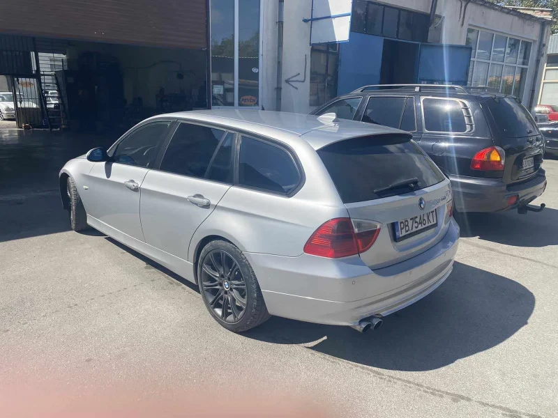 BMW 320, снимка 6 - Автомобили и джипове - 47955182