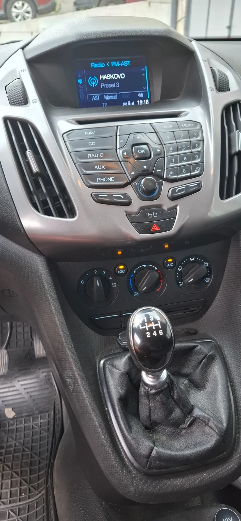 Ford Connect, снимка 7 - Автомобили и джипове - 51718081