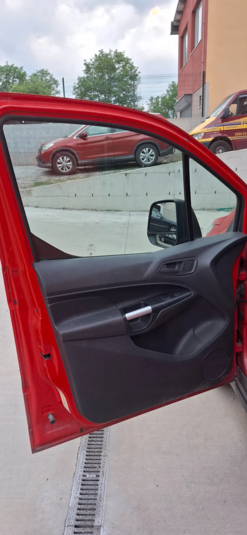 Ford Connect, снимка 11 - Автомобили и джипове - 51718081