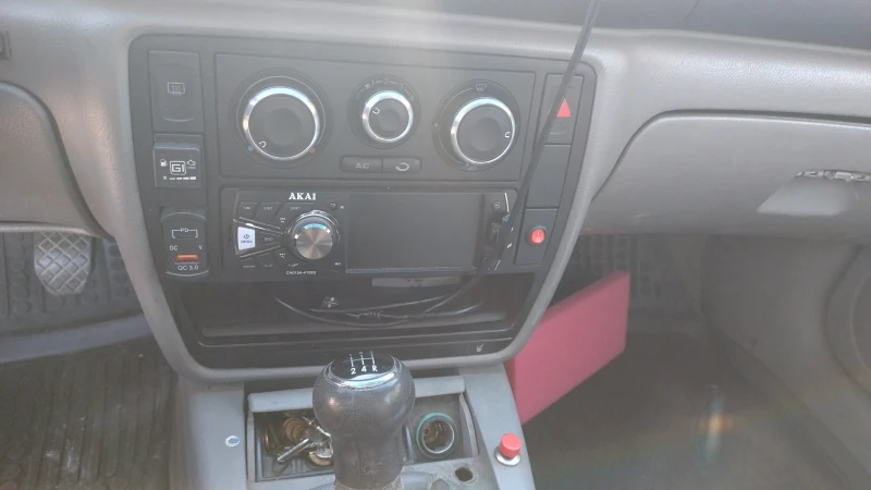 VW Passat, снимка 6 - Автомобили и джипове - 52314239