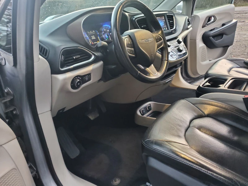 Chrysler Pacifica, снимка 10 - Автомобили и джипове - 52632047