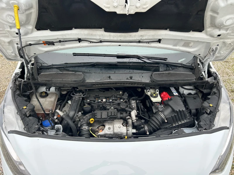 Ford Connect 1.5d 120kc 3-persons, снимка 16 - Автомобили и джипове - 52795211