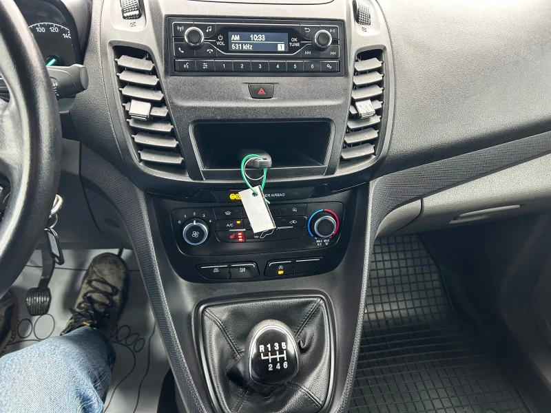 Ford Connect 1.5d 120kc 3-persons, снимка 12 - Автомобили и джипове - 52795211