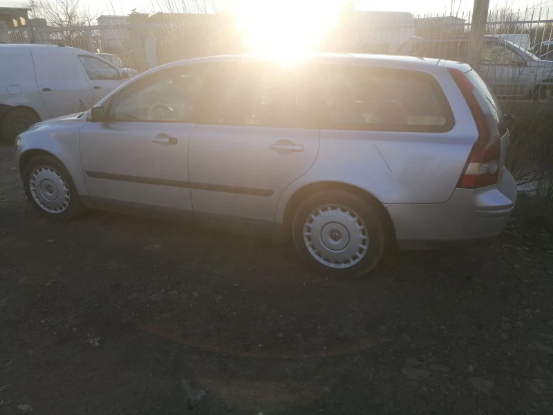 Volvo V50, снимка 3 - Автомобили и джипове - 52942817