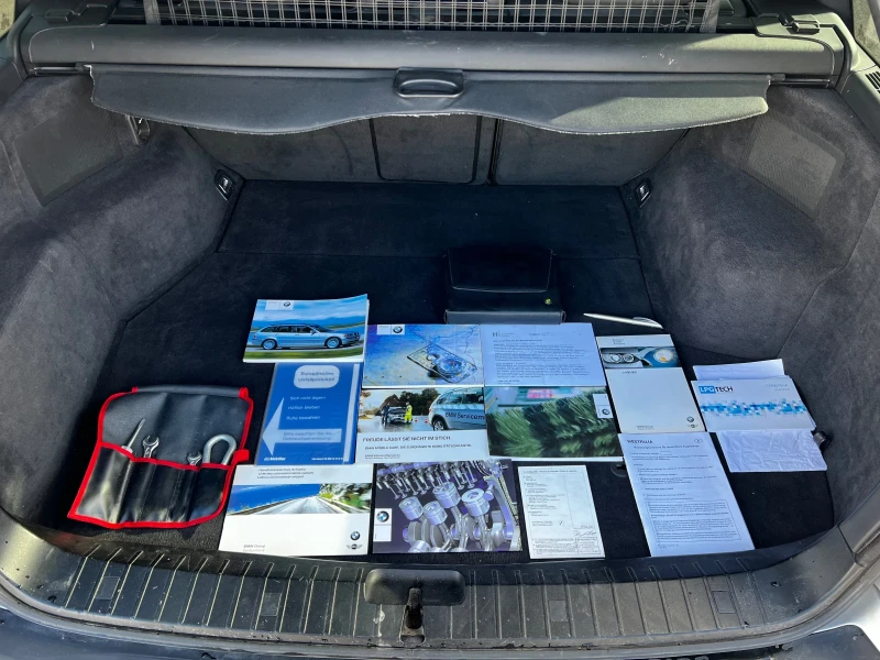 BMW 330, снимка 12 - Автомобили и джипове - 52943778