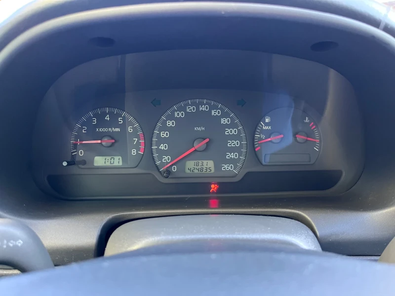 Volvo S40, снимка 9 - Автомобили и джипове - 52947440