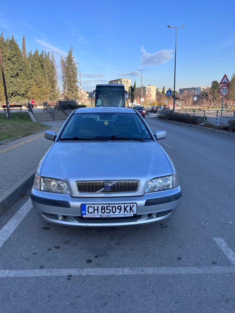 Volvo S40
