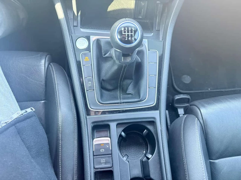 VW Golf R/Подгрев/Карфакс/DSG/КОЖА/4х4/Нави, снимка 14 - Автомобили и джипове - 53541778