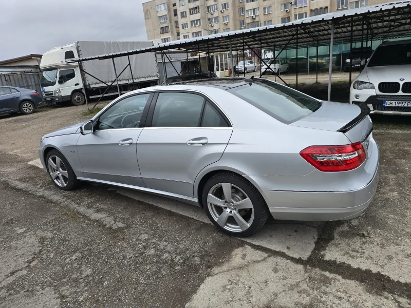 Mercedes-Benz E 350 CGI, снимка 3 - Автомобили и джипове - 53542737