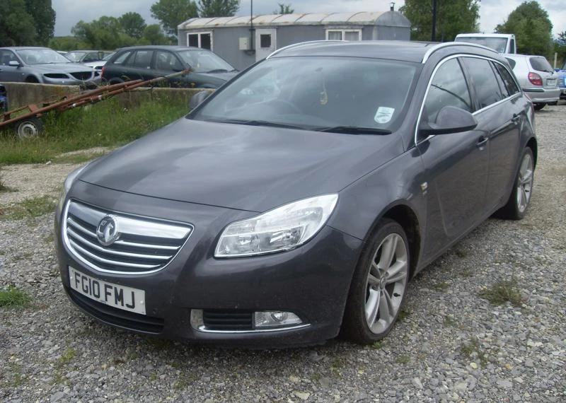 Opel Insignia 2.0cdti 5br разпродажба, снимка 4 - Автомобили и джипове - 5538173