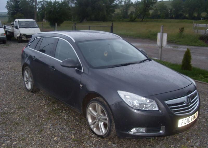 Opel Insignia 2.0cdti 5br разпродажба, снимка 6 - Автомобили и джипове - 5538173