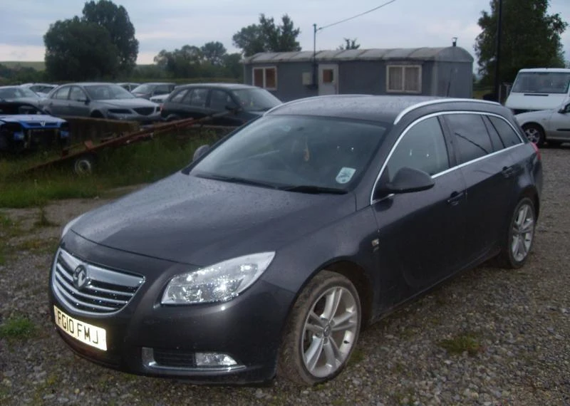 Opel Insignia 2.0cdti 5br разпродажба, снимка 7 - Автомобили и джипове - 5538173