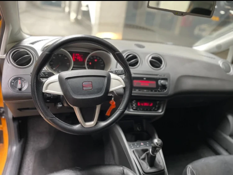 Seat Ibiza 1.2 TDI - изображение 7