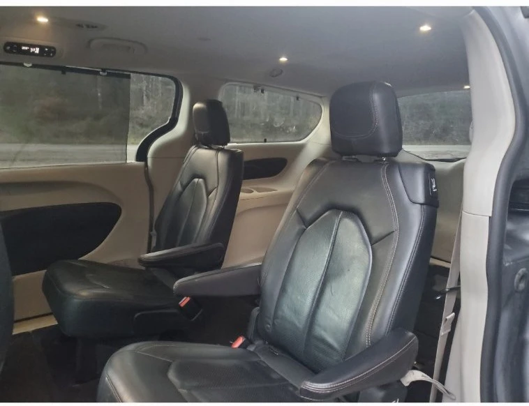 Chrysler Pacifica, снимка 9 - Автомобили и джипове - 52632047