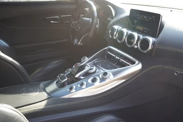 Mercedes-Benz AMG GT S, снимка 10 - Автомобили и джипове - 54425683
