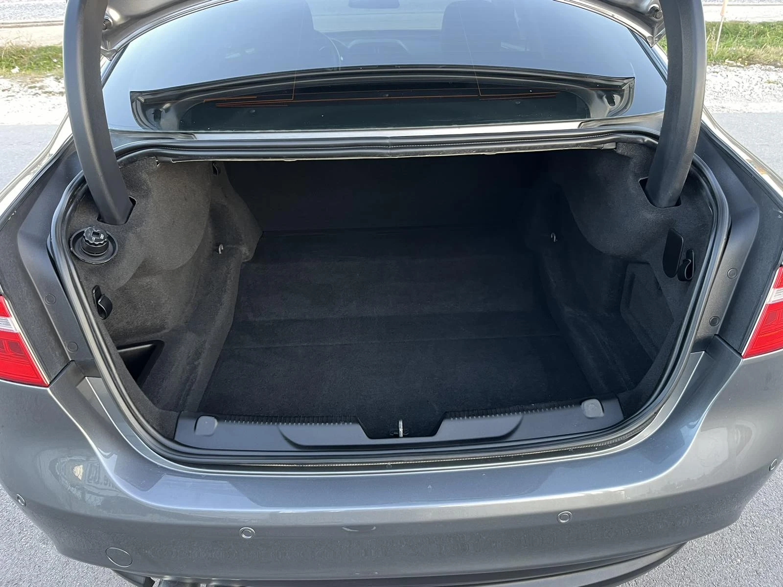 Jaguar XE 2.0TDI 180 EURO 6B    | Mobile.bg   15