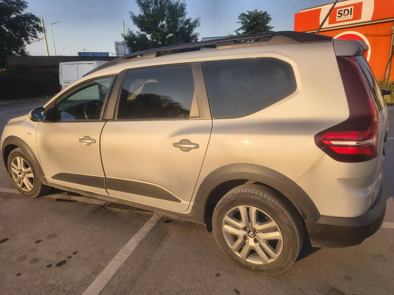 Dacia Jogger 1000 | Mobile.bg   12