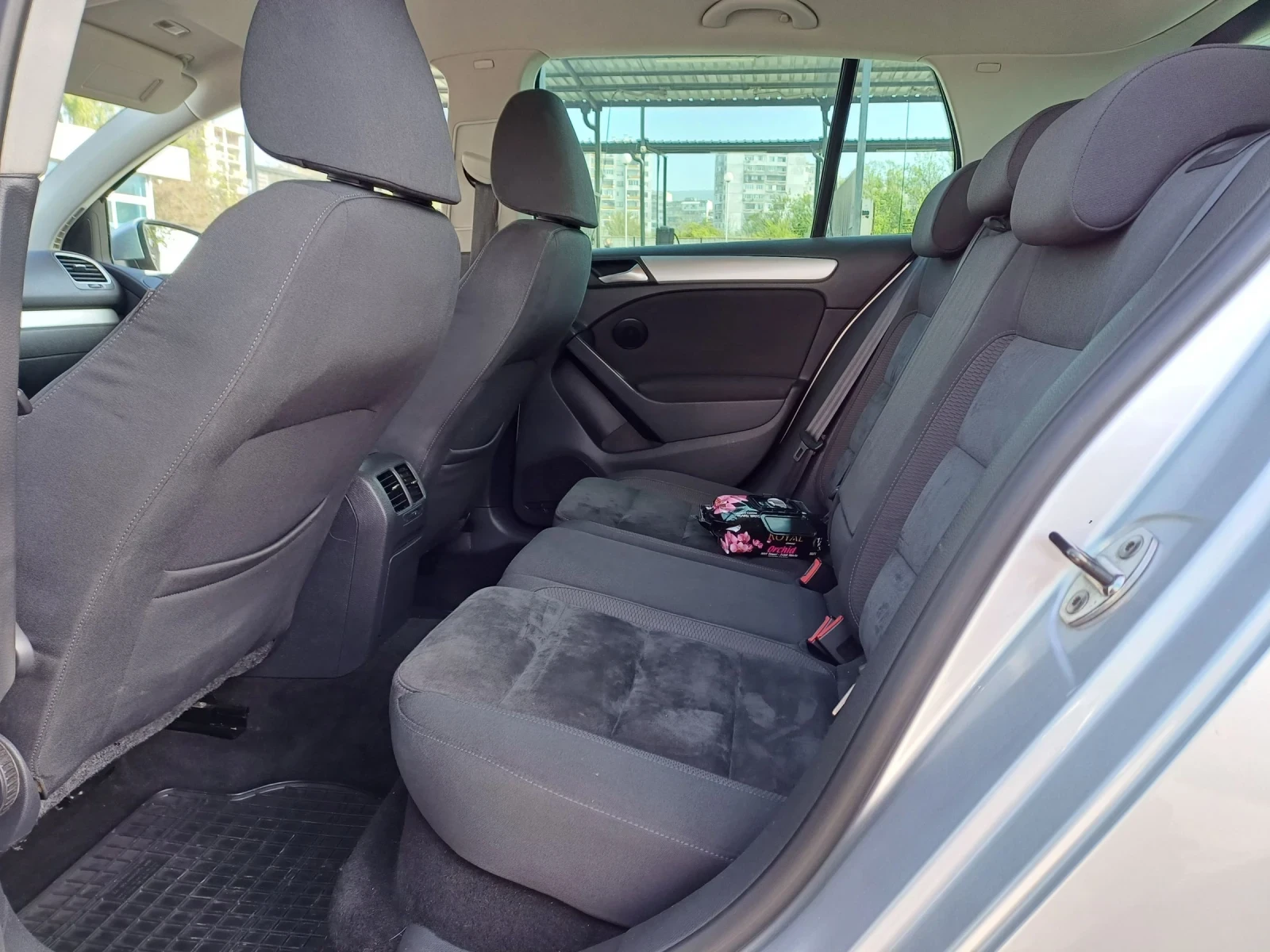 VW Golf 2.0 TDI- H.LINE. - изображение 8