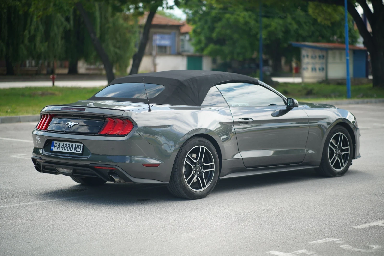 Ford Mustang  - изображение 3