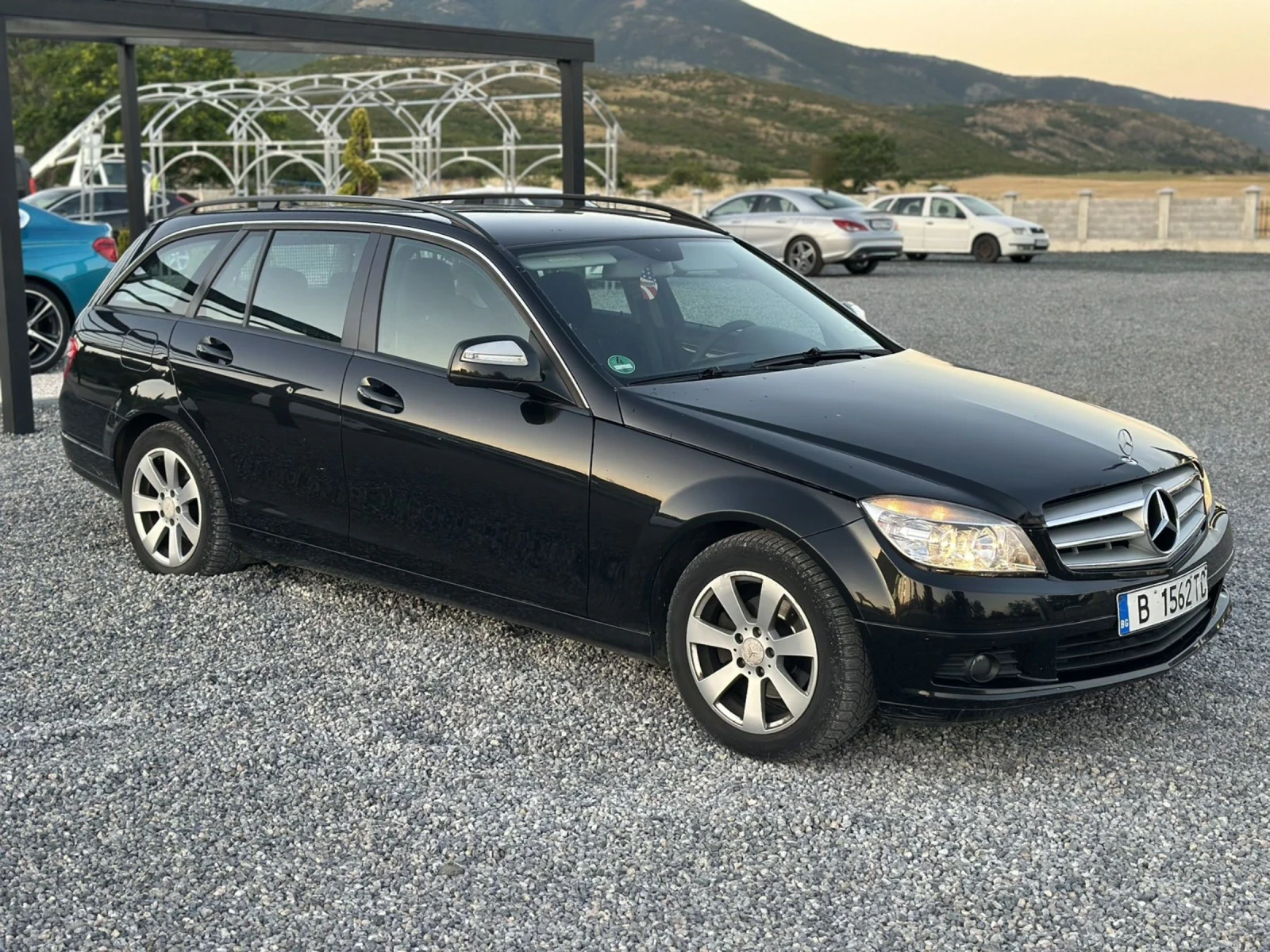 Mercedes-Benz C 200 Комби - изображение 3