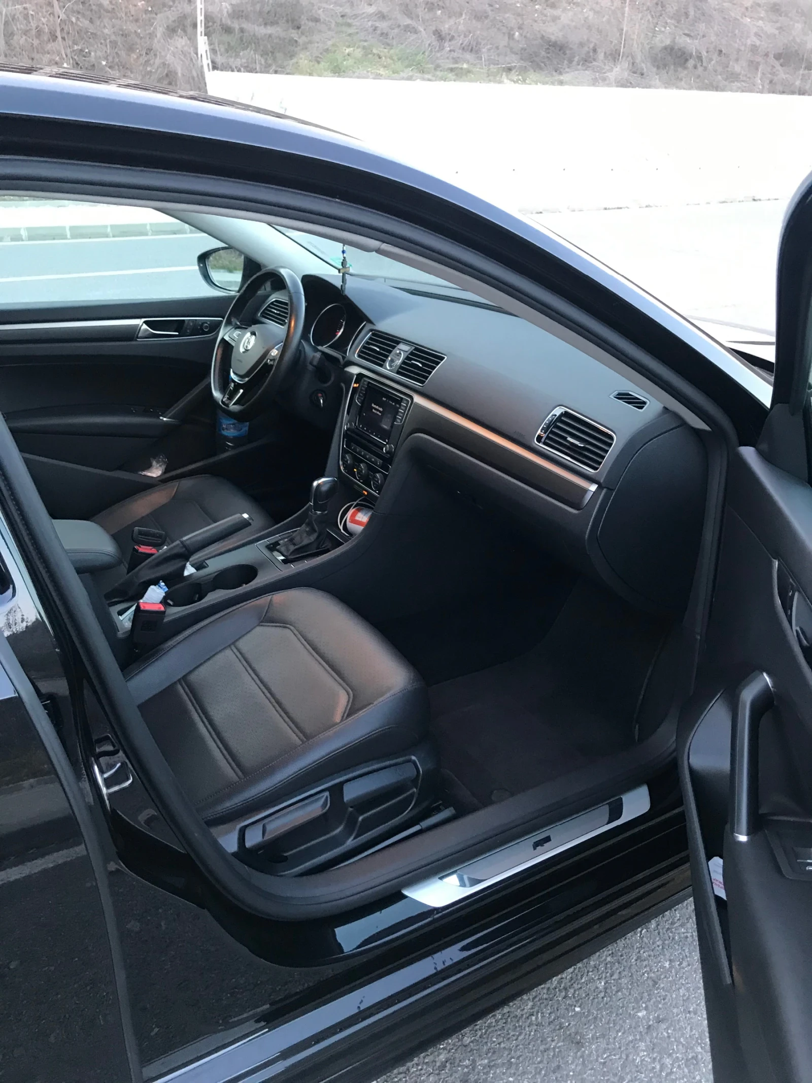 VW Passat 1.8 TSI R-Line - изображение 4
