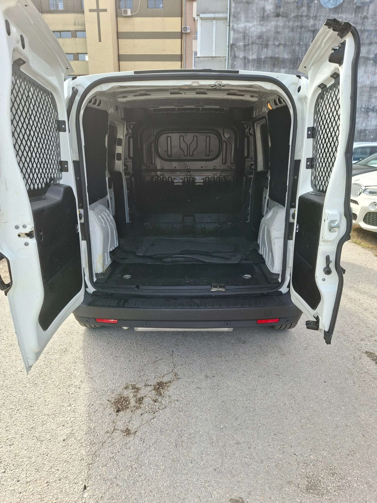 Fiat Doblo 1.4i Метан - изображение 9