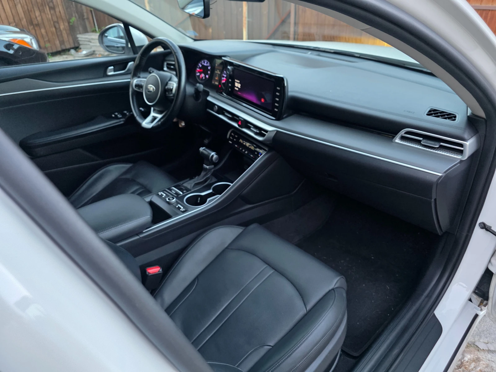 Kia K5 100%реални километри, Гаранция, Лизинг, Сервиз - изображение 7