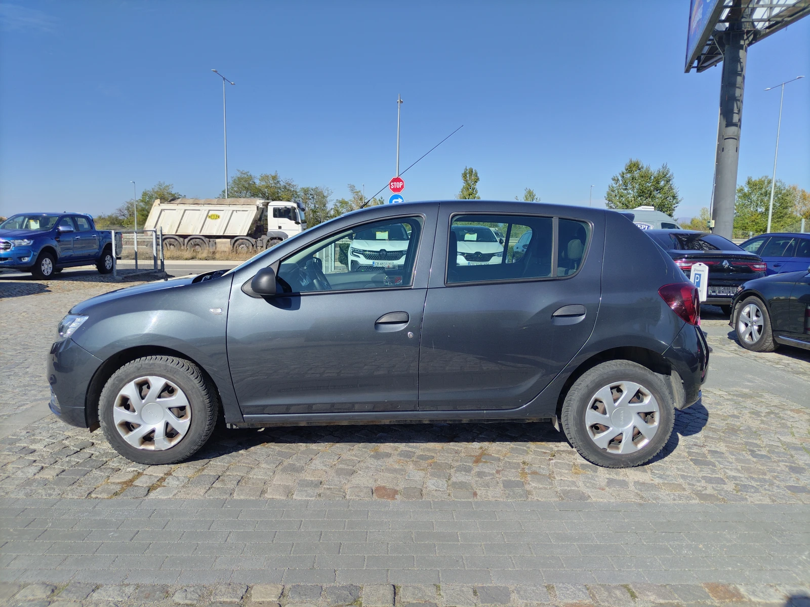 Dacia Sandero 1.0 SCe 73 к.с. /Ambiance - изображение 4