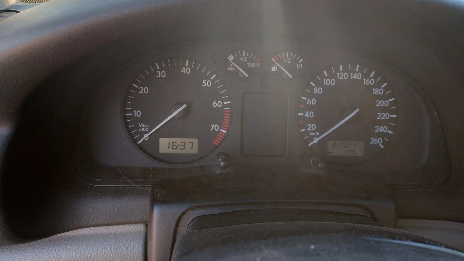 VW Passat | Mobile.bg   8