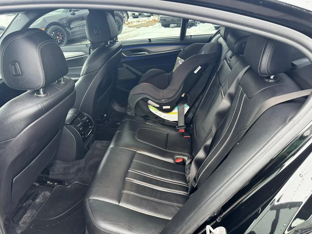 BMW 530 * 530i xDrive * CARFAX * ���� �� �� | Mobile.bg � ����������� 10