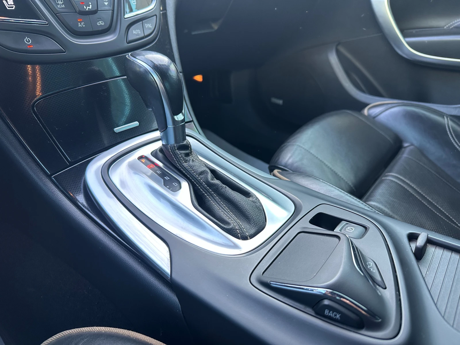 Opel Insignia Facelift/OPC 2.0d 194��./�������� �� �������� | Mobile.bg � ����������� 12