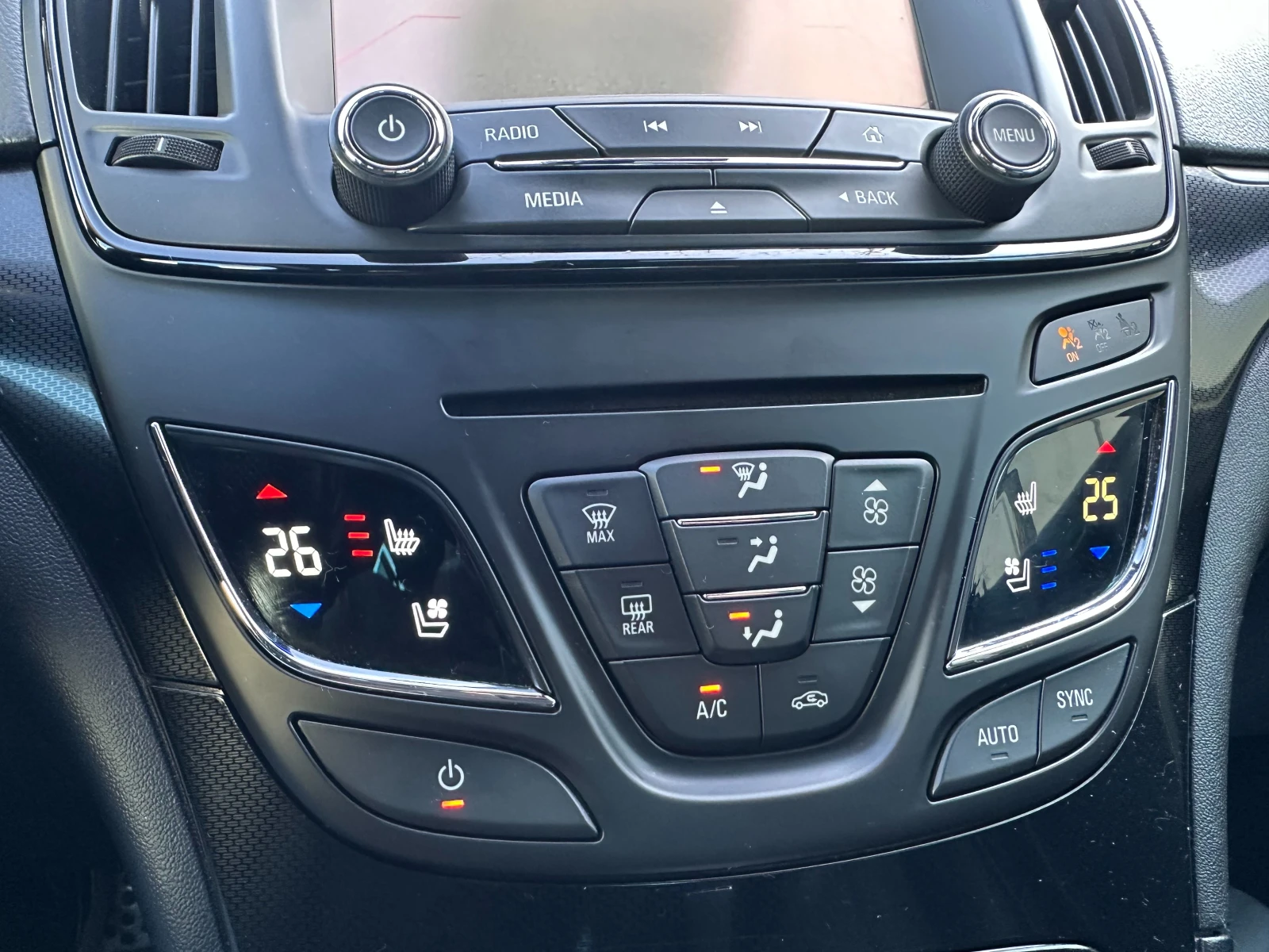 Opel Insignia Facelift/OPC 2.0d 194��./�������� �� �������� | Mobile.bg � ����������� 14